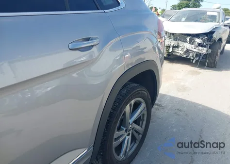 2024 Volkswagen Atlas Cross Sport 2.0T Sel R-Line z USA, uszkodzony, nr VIN 1V2AE2CA3RC254432